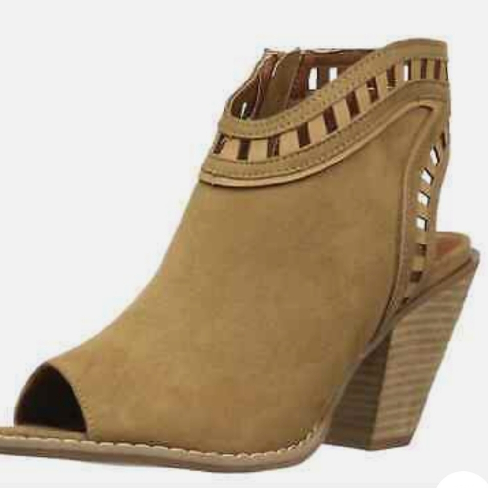 Midnight Velvet wedge Heeled ankle bootie